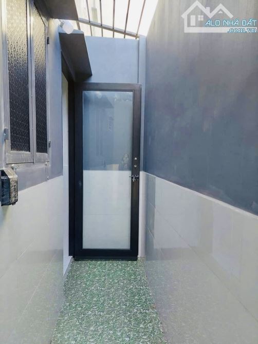BÁN NHÀ LÊ ĐỨC THỌ, HXH, CN 56m2 (4x14m), RẺ = GIÁ ĐẤT, 4 TỶ 5 nhỉn - 6