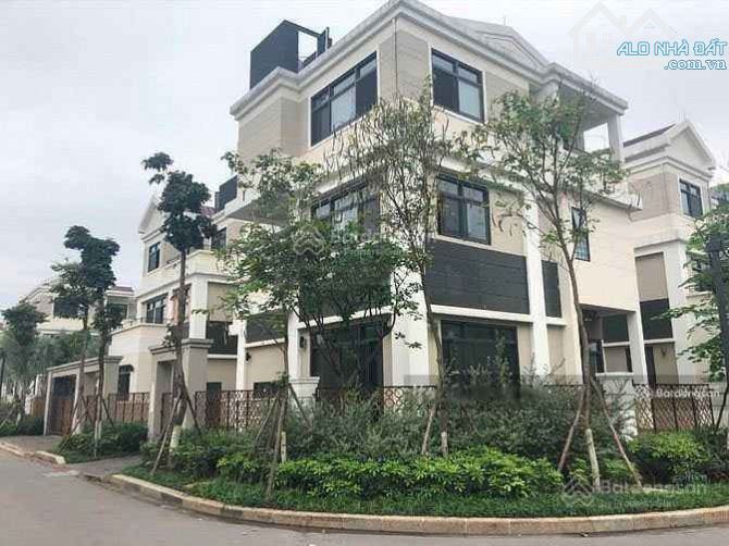 (SIÊU VIP TÂY HỒ) TÒA BIỆT THỰ STALAKE 280M MT: 20M - LÔ GÓC 3 MẶT TIỀN - NỘI THẤT XỊN