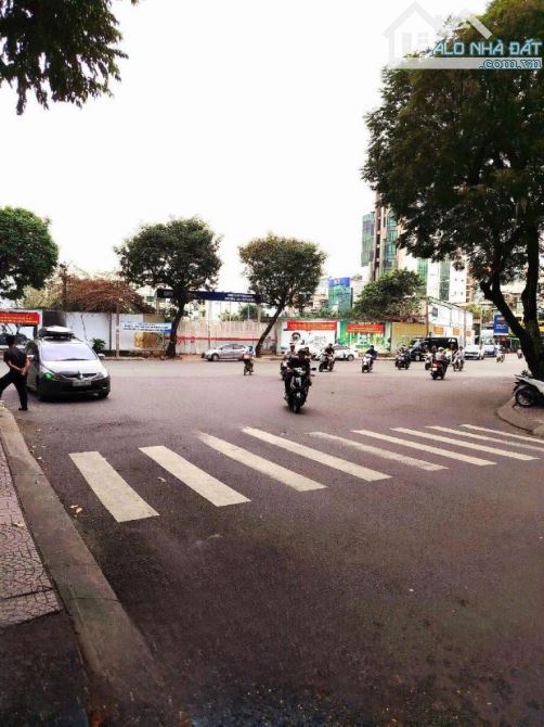 MẶT TIỀN CỐNG QUỲNH, NHÀ CHƯA QUA ĐẦU TƯ, DT 4.4x20👉 CHỈ 17tỷ. P, NGUYỄN CƯ TRINH QUẬN 1
