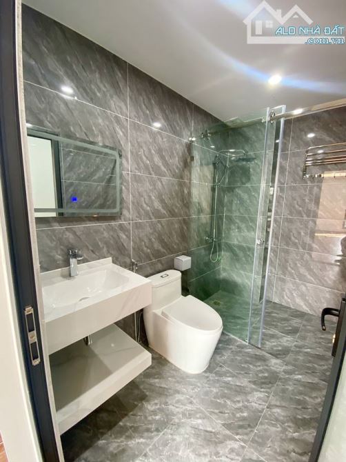 SIÊU PHẨM PHÂN LÔ KHUẤT DUY TIẾN - Ô TÔ VÀO NHÀ - 54M 8T TM - MT5,5M - SDCC - 19,8 TỶ