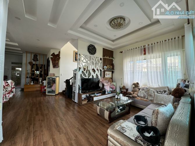 HẠ GIÁ BÁN NHANH CĂN VILLA YERSIN CÁCH HXH CHỈ 600M