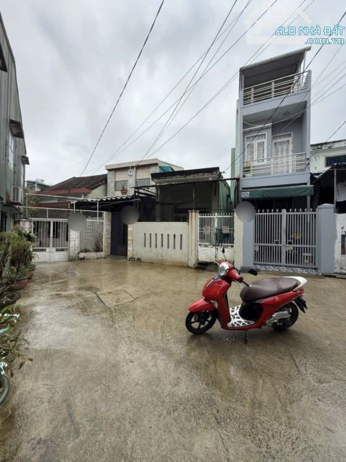 🔥 3,27 tỷ, 88m2 Phố Thời Trang Lê Duẩn, Nhà Cấp 4 Kiệt trước nhà 5m - Sát Ga cạnh Chợ