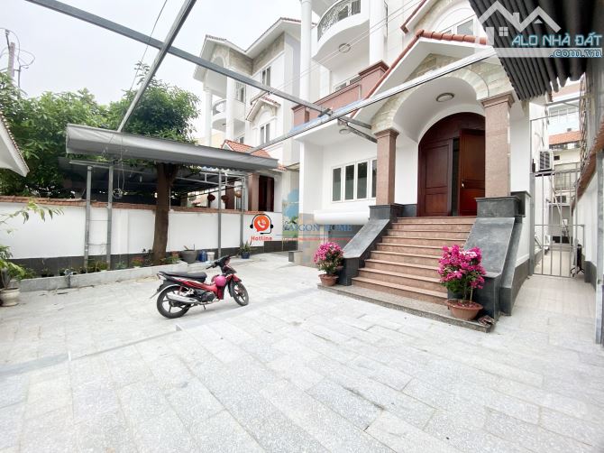 ⭐️Cho Thuê Villa 500m2 sân vườn Rộng Trần não  An Phú - An Khánh Quận_2