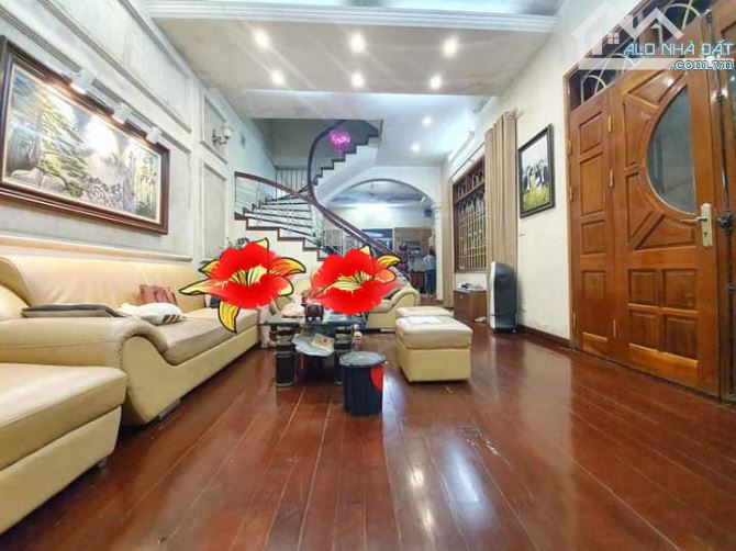 Full Nội Thất! Phố Nguyễn Xiển 16tỷ - diện tích 61.9m2! Ngõ OTO tránh