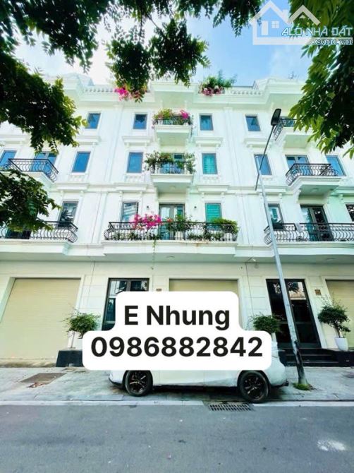 LUXURY KIẾN HƯNG 75M2*5 TẦNG THANG MÁY 👉 KHU VÍP ĐỐI DIỆN KHU CÔNG VIÊN NƯỚC P