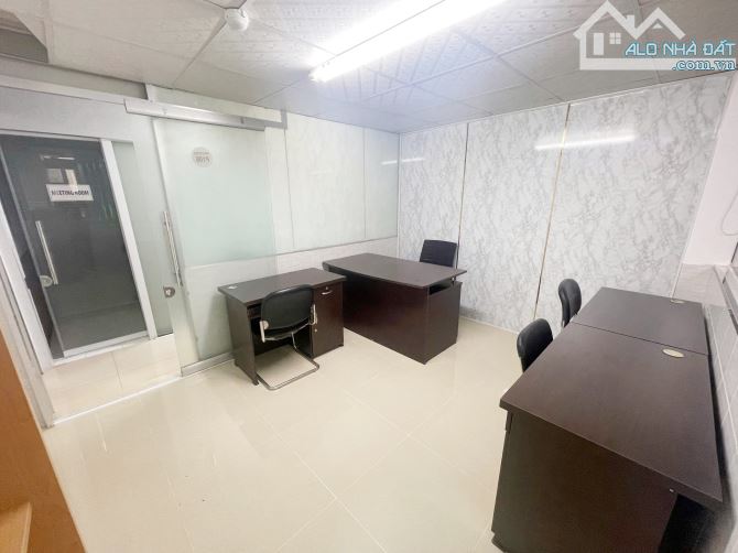 Văn phòng Bình Thạnh giá rẻ có sẵn nội thất,phòng họp, lễ tân