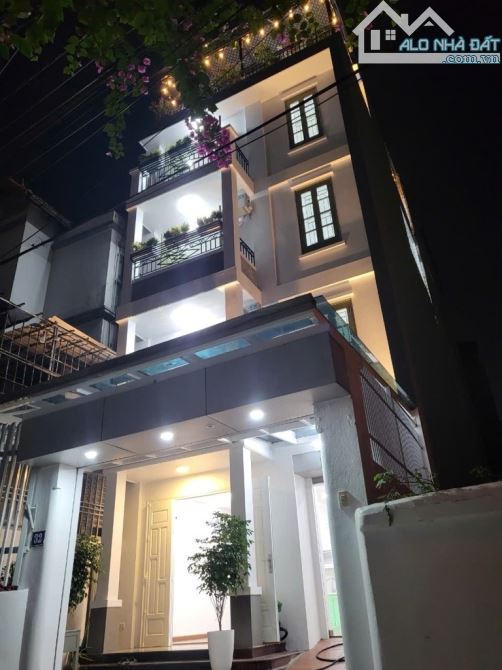 BÁN NHÀ BỒ ĐỀ 80M2, 5 TẦNG, GẦN HỒ, NỞ HẬU, ĐANG VAY NGÂN HÀNG DỄ THƯƠNG LƯỢNG