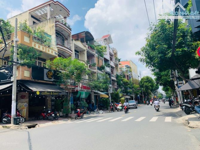 HXHi 8m Nguyễn Trọng Tuyển, P1, Tân Bình , DT (9X20) 2 TẦNG , khu hiếm nhà bán giá 30 tỷ