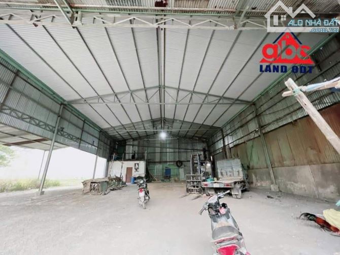 X009. BÁN XƯỞNG CƯA GÓC 2Mt  HỐ NAI 3. GẦN GX LAI ỔN. KHU 113