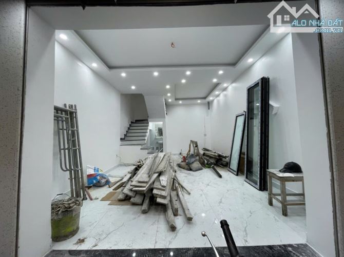 ✅ Hàng hiếm. Bán nhà 3 tầng - 32m² - 2.19 Tỷ - ngõ 294 Hai Bà Trưng - Cát Dài - Lê Chân - 1