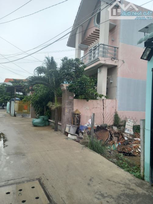 120m2 đất thổ cư đường Nguyễn Văn Tạo, Sổ riêng, hẻm xe hơi, Giá: 2 tỷ 750tr - 2