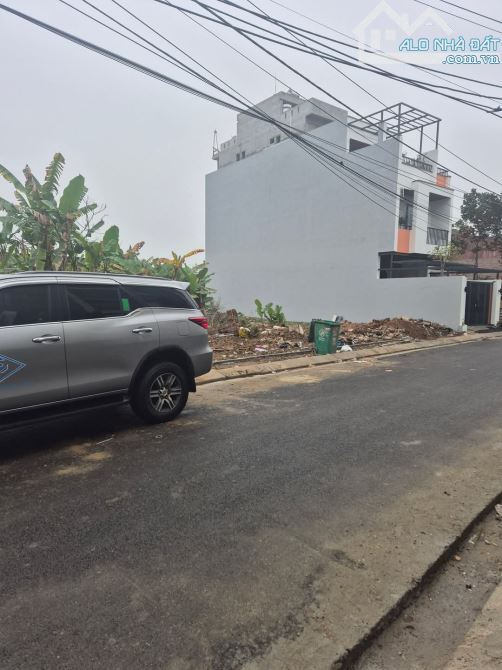 Bán lô đất mặt đường Vĩnh Khê ,An Đồng An Dương  Giá 3 ty8 - 1
