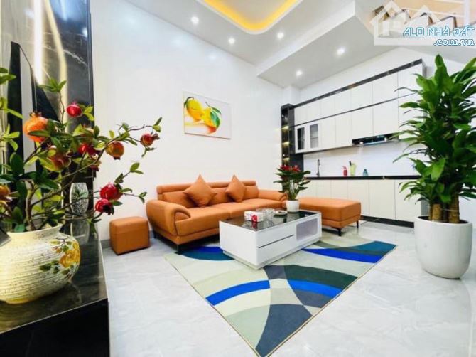 NHÀ ĐẸP NGUYỄN TRÃI-XÂY MỚI 4 TẦNG- TRUNG TÂM QUẬN THANH XUÂN-CÁCH Ô TÔ ĐỖ 200M - 1