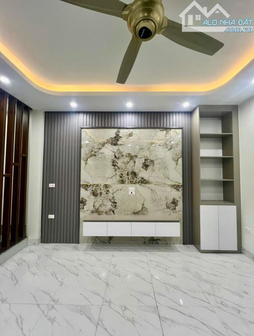 Bán nhà 5 tầng, 31m2 đẹp lòng lạnh phố nghĩa lộ, yên nghĩa hà đông - 1