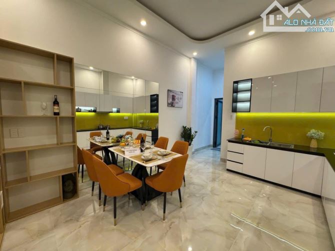 🏡 BÁN NHÀ CỔNG 11 - SỔ HỒNG RIÊNG - TRẢ TRƯỚC CHỈ 900 TRIỆU! 🏡 - 1