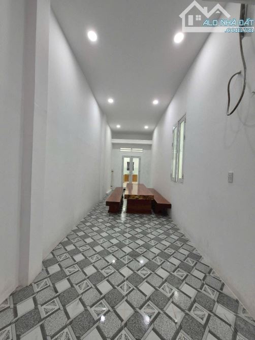 Bán nhà Thới tam thôn hóc môn, 215m2, (8.6x25), hẻm xe hơi - 2