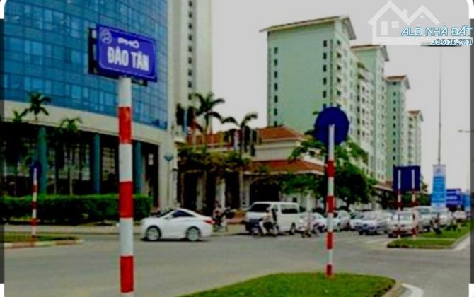 💥💥Chính chủ bán nhà 5 tầng thang máy phố Đào Tấn - Ba Đình - S 140m2 - mặt tiền 12m - Lô - 2