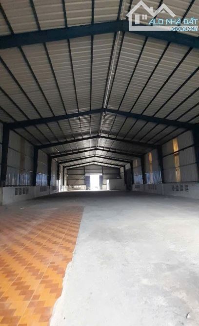 XƯỞNG CHO THUÊ 1.750m² MẶT TIỀN ĐỨC HOÀ,LONG AN GIÁ CHỈ 2.6$/m² - 2