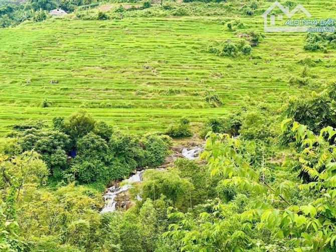 Bán lô đất 7000m. Bám suối 100m. View ruộng bậc thang. Phù hợp đầu tư nghỉ dưỡng. Nhỉnh 1 - 2