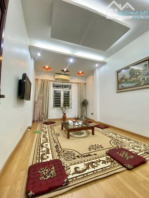 Ô TÔ ĐỖ CỔNG - BA BƯỚC RA PHỐ - HIẾM - FULL NỘI THẤT - Ở NGAY - 2