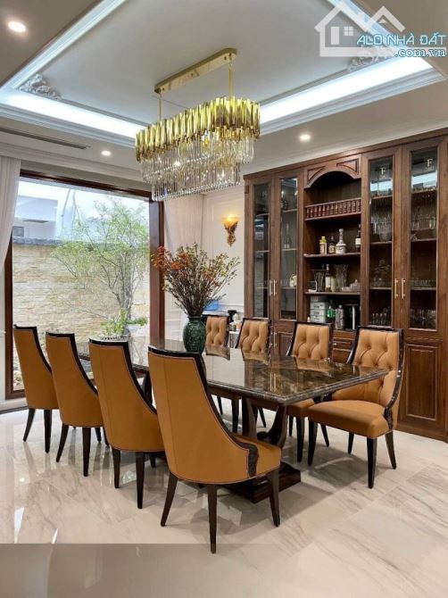 (SIÊU VIP TÂY HỒ) TÒA BIỆT THỰ STALAKE 280M MT: 20M - LÔ GÓC 3 MẶT TIỀN - NỘI THẤT XỊN - 3