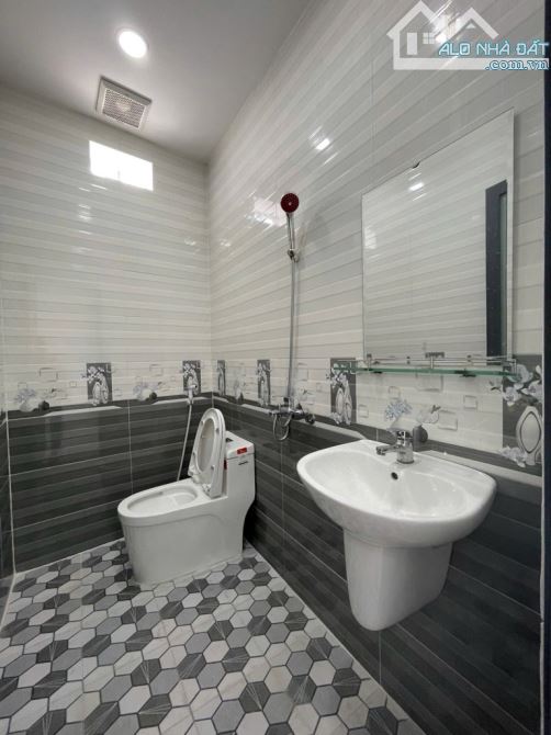 Bán nhà mặt tiền An Dương Vương-ngang 5.5m-thang máy-nhà mới-kinh doanh tấp nập - 3
