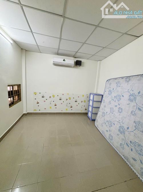 Bán nhà mặt tiền thụt , Nguyễn Văn Công , P3, 20m2 , 2,45tỷ TL - 3