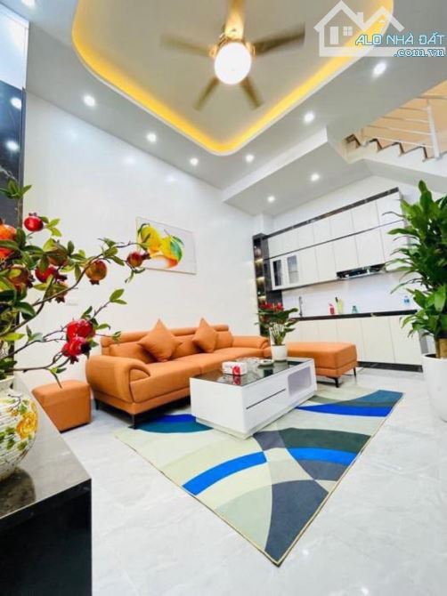 NHÀ ĐẸP NGUYỄN TRÃI-XÂY MỚI 4 TẦNG- TRUNG TÂM QUẬN THANH XUÂN-CÁCH Ô TÔ ĐỖ 200M - 3