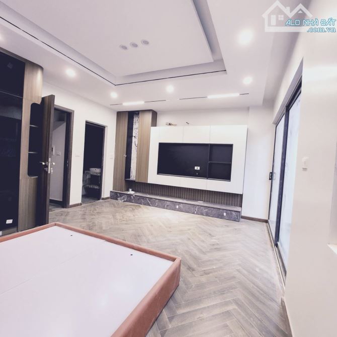 Bán Nhà Gần Phố Trạm, Long Biên 41m2, 6 Tầng Thang Máy, Ngõ Ô tô, Giá 10,5 Tỷ - 3