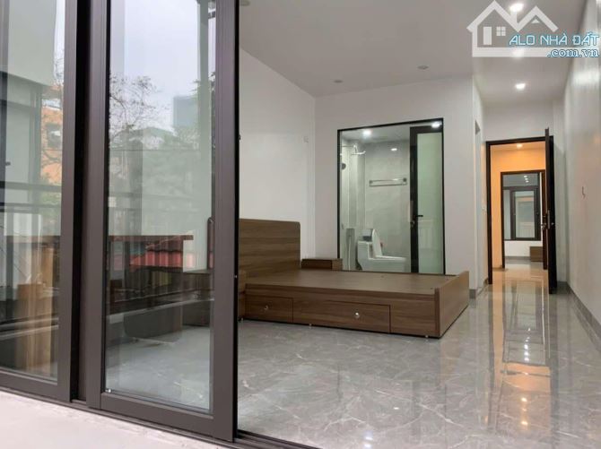 NHÀ MỚI TỨ HIỆP 60M2 - NGÕ Ô TÔ - Ô CHỜ THANG MÁY - FULL NỘI THẤT XỊN SÒ - CHỈ 9.8 TỶ - 3