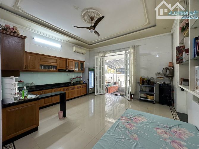 NHÀ GÓC 3 LẦU MẶT TIỀN QUỐC LỘ 1A TP CẦN THƠ - 4