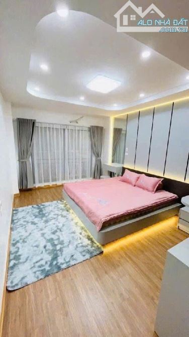 NHÀ VỊ TRÍ ĐẸP GẦN HỒ BA MẪU, ĐỐNG ĐA, 6 TẦNG THANG MÁY, FULL NỘI THẤT, CHỈ 8.68 TỶ - 4