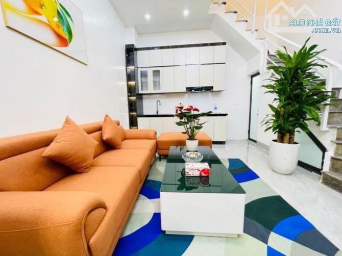 NHÀ ĐẸP NGUYỄN TRÃI-XÂY MỚI 4 TẦNG- TRUNG TÂM QUẬN THANH XUÂN-CÁCH Ô TÔ ĐỖ 200M - 4