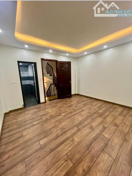 Bán nhà 5 tầng, 31m2 đẹp lòng lạnh phố nghĩa lộ, yên nghĩa hà đông - 4