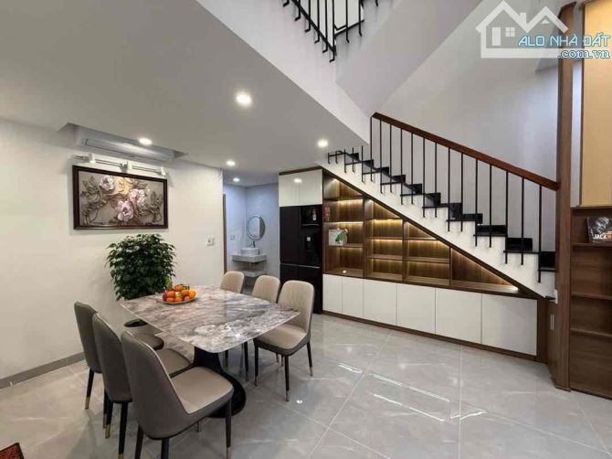 ✅✅✅Bán Nhà 3 tầng đường  nhựa 5m5 Hoà Minh 11- thiết kế cực xinh- vị trí gần biển-6t7 - 4