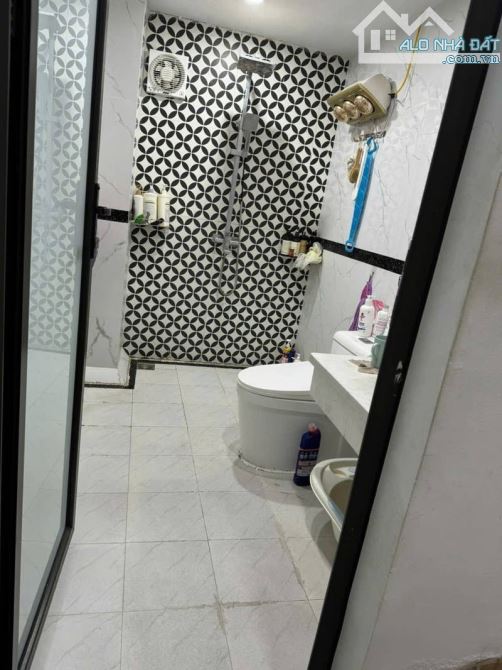 SIÊU PHẨM, NGÕ RỘNG. GIÁ TỐT, MẶT TIỀN, DIỆN TÍCH KHỦNG, CẦU GIẤY. - 4