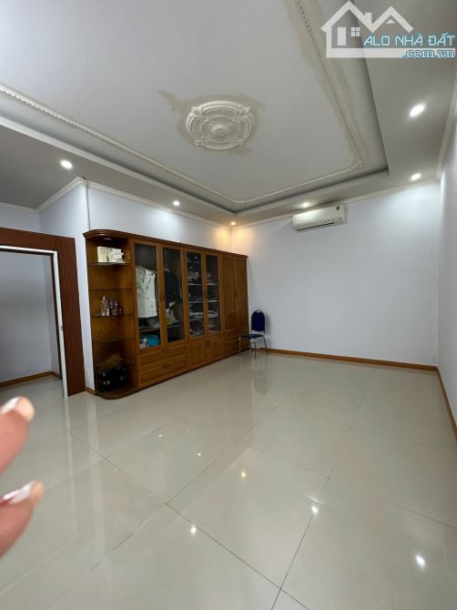 NHÀ GÓC 3 LẦU MẶT TIỀN QUỐC LỘ 1A TP CẦN THƠ - 5