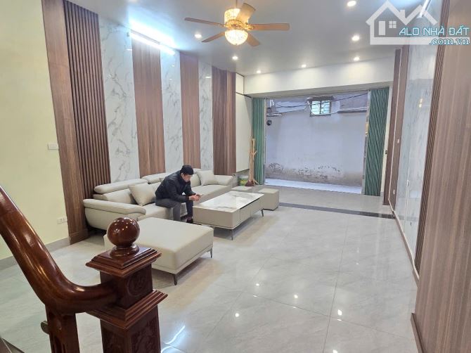 Bán Nhà Phố Quan Hoa 70m2, 4Tầng, Mt:5m , Sát Phố, Hơn 12Tỷ - 5