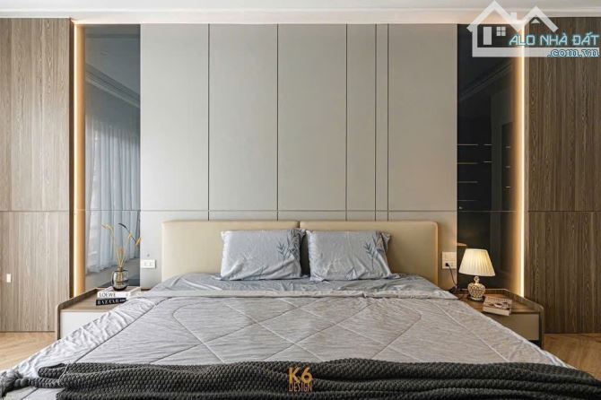 Siêu phẩm ĐÀM QUANG TRUNG, Long Biên  Lô góc , tháng máy, DT 40m, 6 tầng, MT 4,9m, CHỈ 9 T - 5