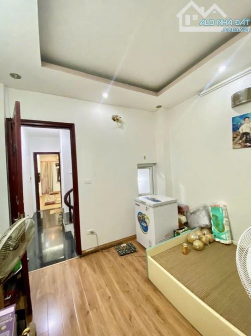 Ô TÔ ĐỖ CỔNG - BA BƯỚC RA PHỐ - HIẾM - FULL NỘI THẤT - Ở NGAY - 5