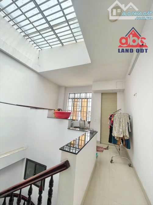 Mặt Tiền Lý Văn Sâm 15m, Phường Tam Hiệp Sổ FUll thổ Diện tích Sàn 222m2 Dòng tiền 13trieu - 5