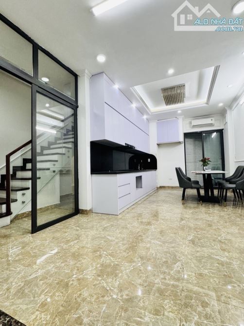 BÁN NHÀ DOÃN KẾ THIỆN- Ô TÔ TRÁNH, VỈA HÈ- 74M2, 5 TẦNG_ GIÁ 15.5 TỶ - 5