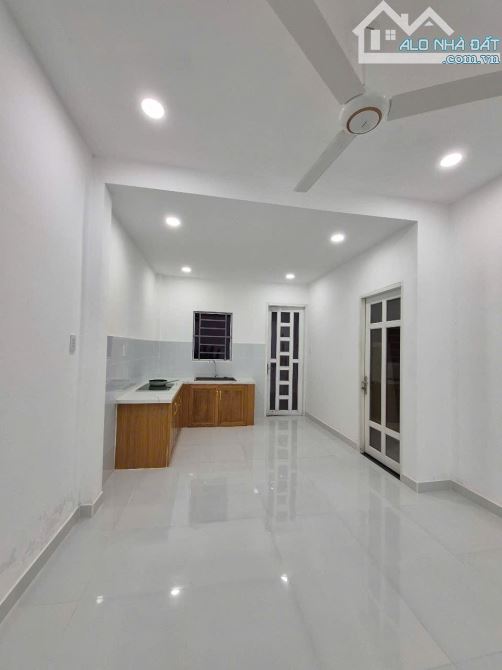 Bán nhà Thới tam thôn hóc môn, 215m2, (8.6x25), hẻm xe hơi - 6