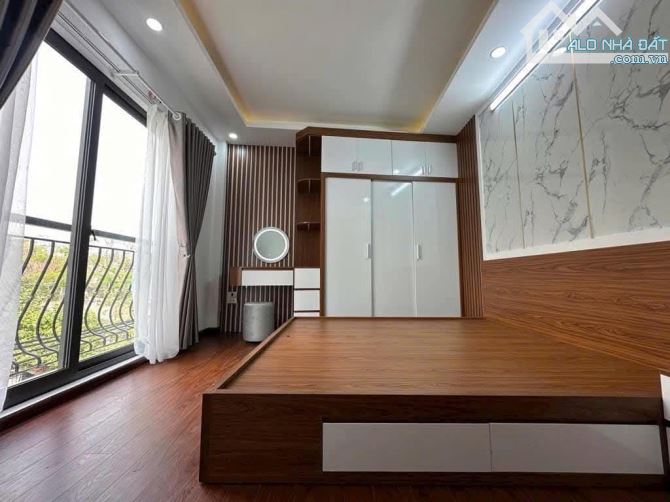💲 QUANH 6 tỷ 💲💥HÀNG CỰC HIẾM - Ô TÔ VÀO NHÀ - CÁCH 1 NHÀ RA PHỐ TRƯƠNG ĐỊNH - LÔ GÓC 2 - 6