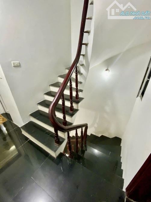 Ô TÔ ĐỖ CỔNG - BA BƯỚC RA PHỐ - HIẾM - FULL NỘI THẤT - Ở NGAY - 7