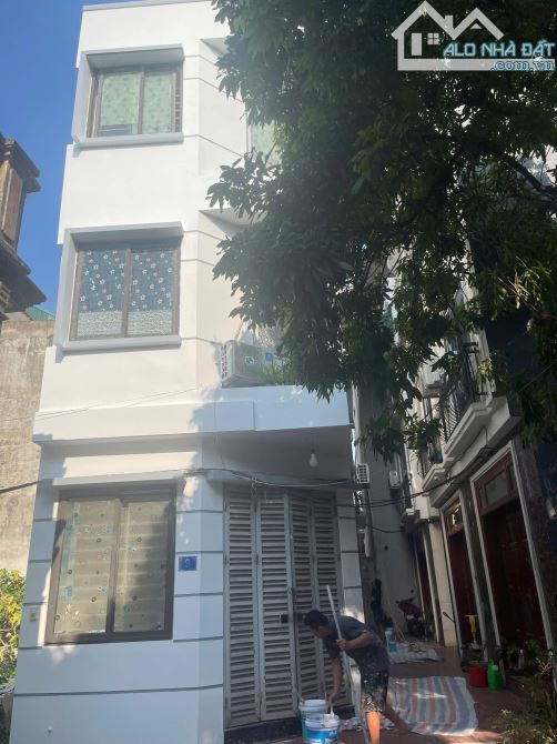 BÁN NHÀ LA NỘI - Dương nội - căn góc - 40m - ngõ nông gần oto - đi 200m ra AEON