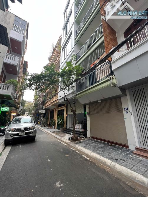 Phân lô Hoàng Sâm, vỉa hè, ô tô tránh, kinh doanh, văn phòng, 65m2, 17.x tỷ