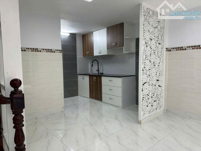 Bán nhà hẻm đẹp Nguyễn Sáng 30m2 3 tầng siêu đẹp, nhỉnh 3 tỷ