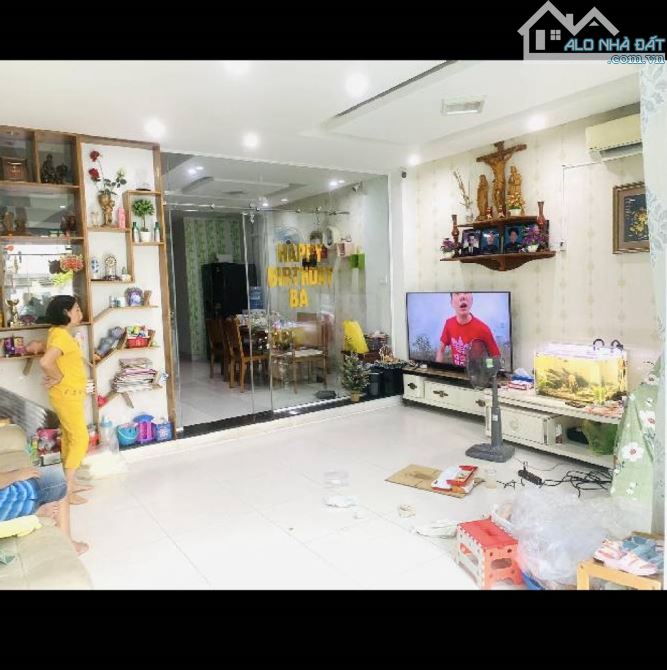 Bán nhà hẻm xe hơi Lê Văn Sỹ, Quận 3, 4 tầng, hẻm thông, Dt 5.2x18, Ở/VPCTy/CHDV, 17.1 Tỷ