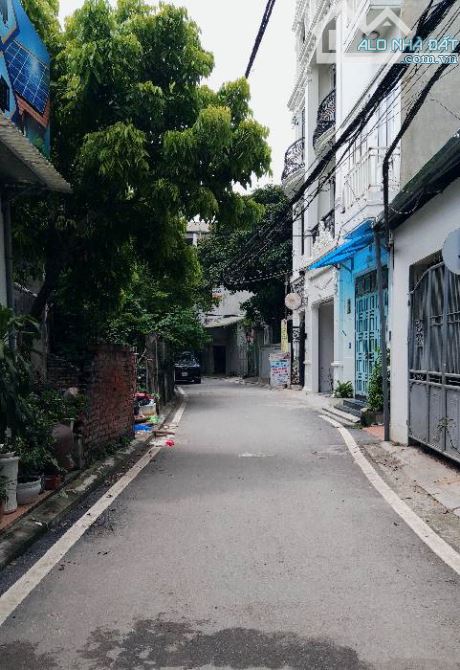 BÁN ĐẤT BÁT KHỐI 52M2, MT 6M, NGÕ THÔNG Ô TÔ TRÁNH, LÔ GÓC, 5.6 TỶ.